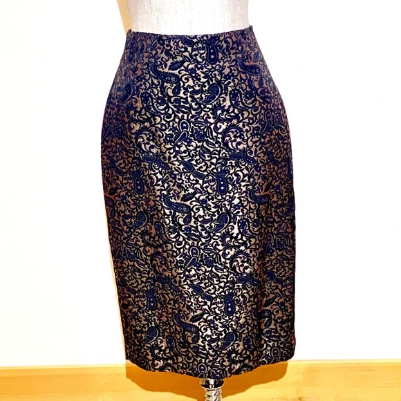 ⚜️NWOT‼️ Luxurious & Elegant Black and Gold Brocade Pencil Skirt - Sz 6 - Picture 2 of 14